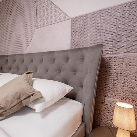 Deluxe Apartments & Rooms Revis 里耶卡 外观 照片