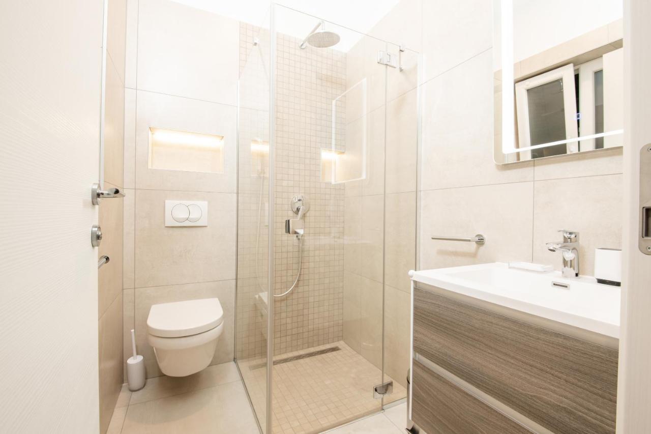 Deluxe Apartments & Rooms Revis 里耶卡 外观 照片